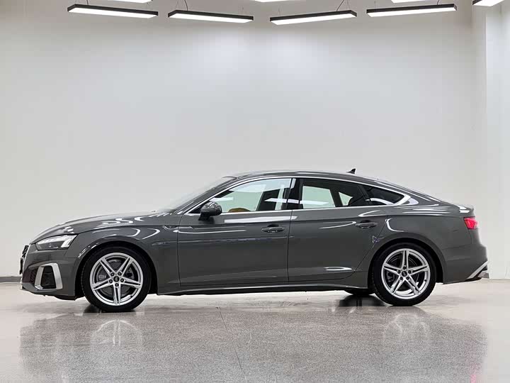Audi A5 2024 2024款 Sportback 40 TFSI 时尚动感型