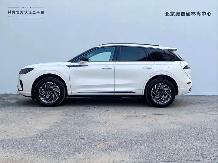 Lincoln Corsair 2024 2024款 1.5T 两驱尊享混动版