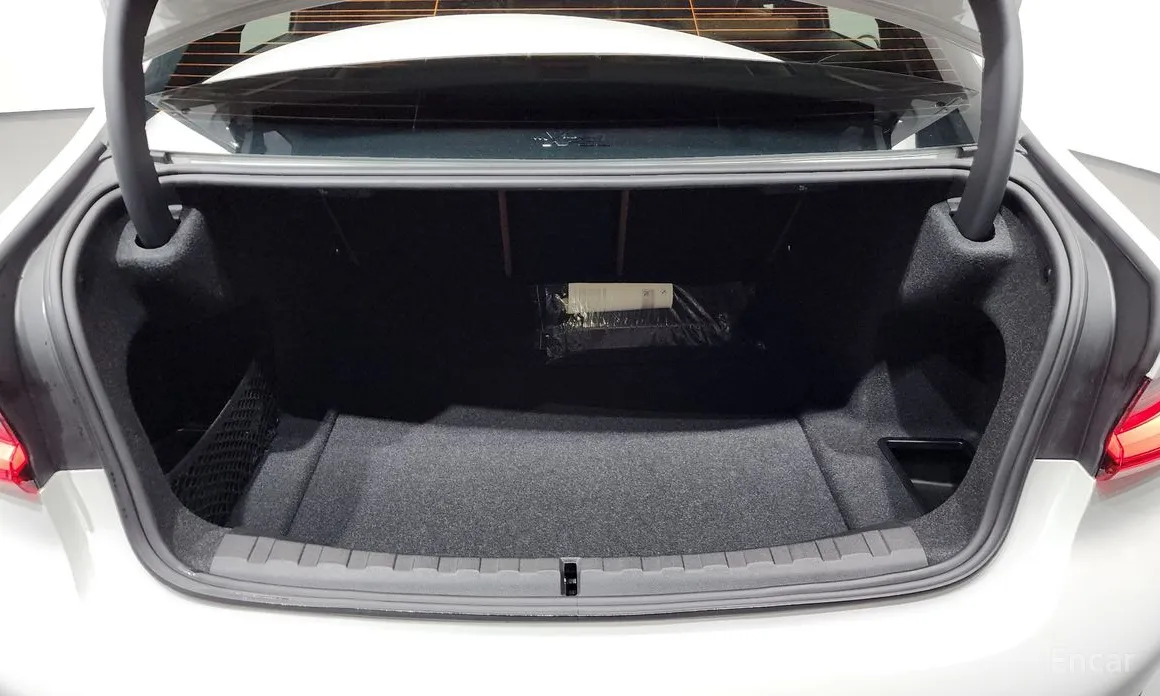 BMW 3 Series 2019 320i M Sport