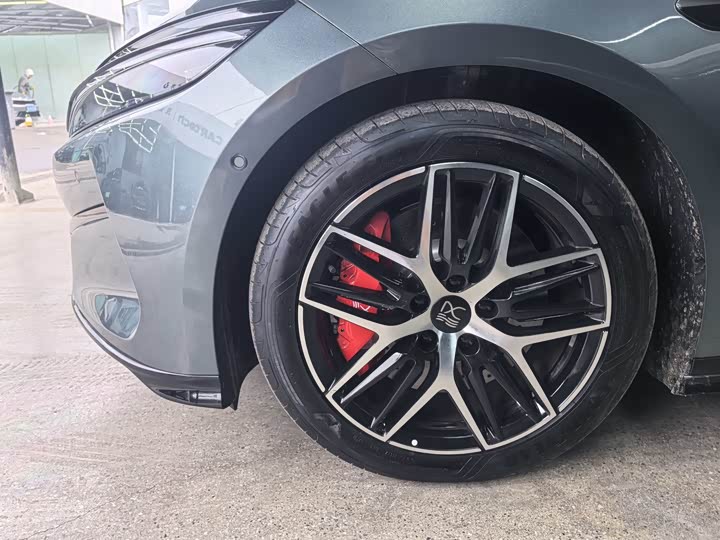 BYD Han L 2025 2025款 DM-p 四驱激光雷达旗舰型