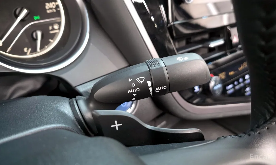 Toyota Camry 2017 2.5 XSE Hybrid