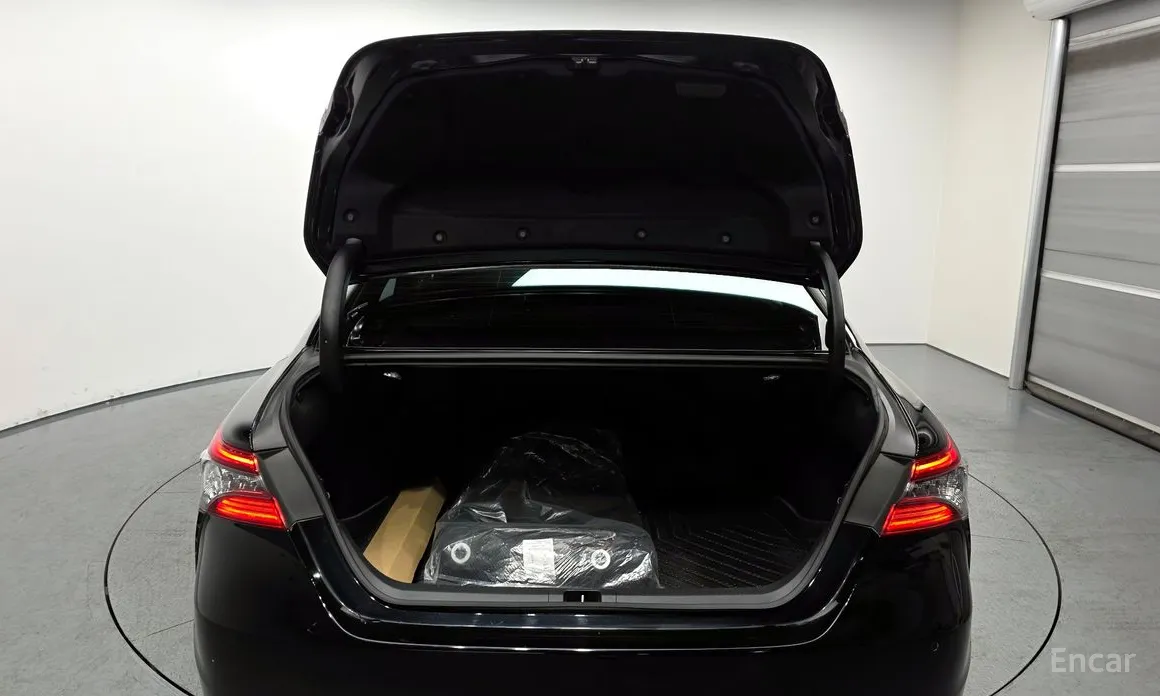 Toyota Camry 2017 2.5 XSE Hybrid