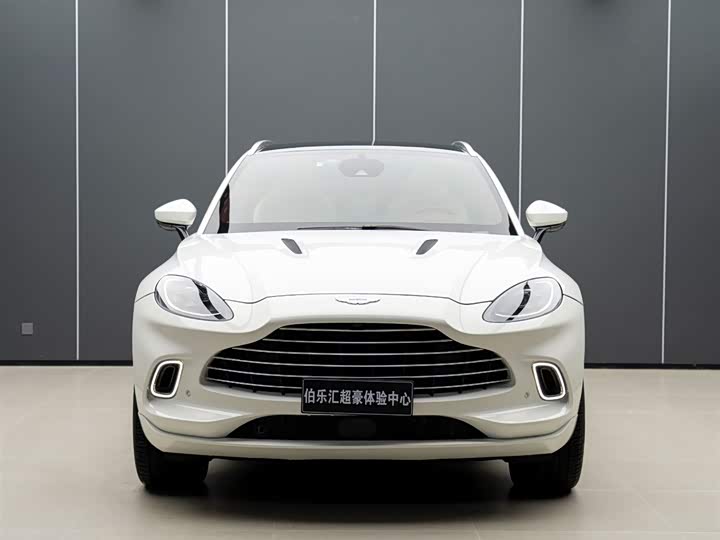 Aston Martin DBX 2023 2023款 3.0T STRAIGHT-SIX