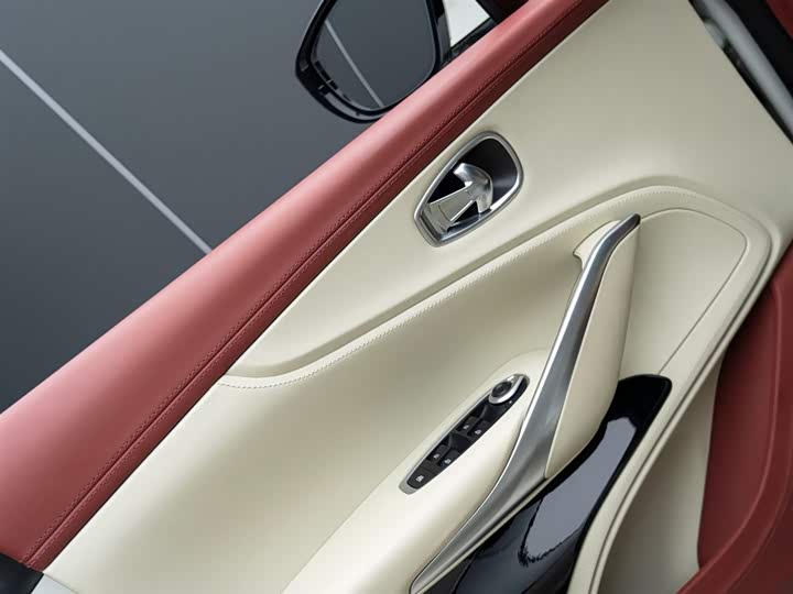 Aston Martin DBX 2023 2023款 3.0T STRAIGHT-SIX