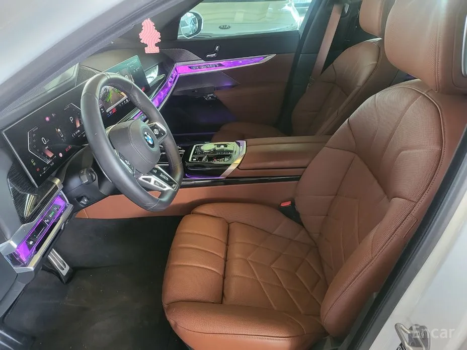 BMW 7 Series 2022 740d xDrive M Sport