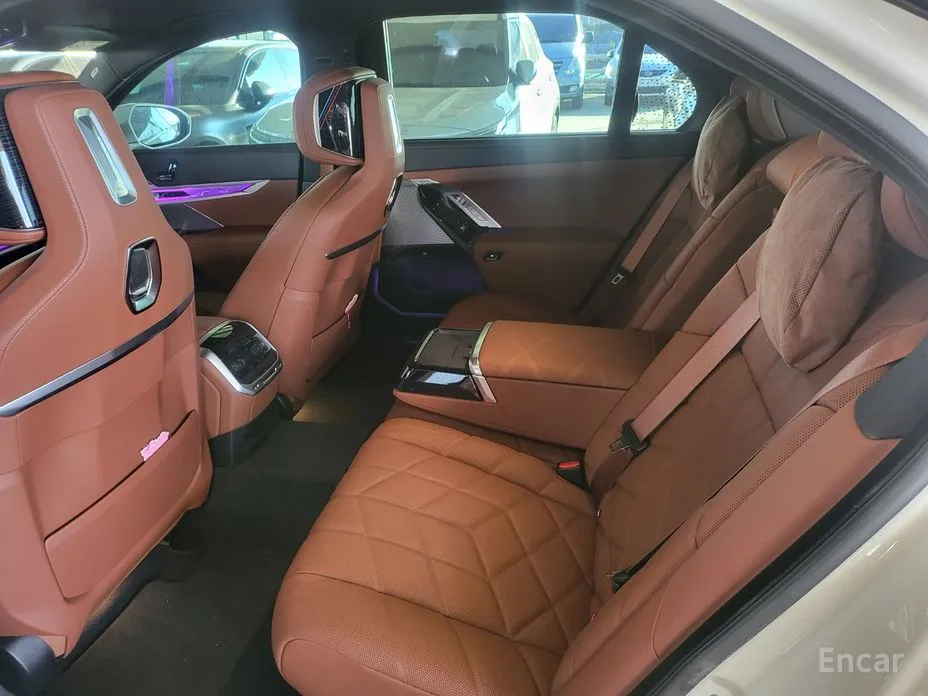 BMW 7 Series 2022 740d xDrive M Sport