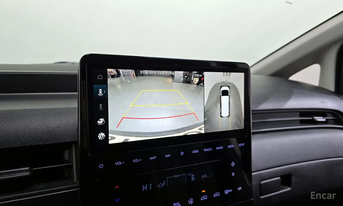 Hyundai Staria 2021 4WD Tourer 9-Seater