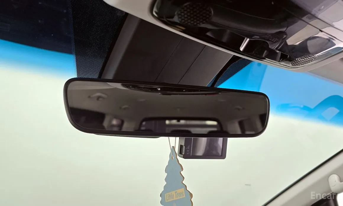 Hyundai Staria 2021 4WD Tourer 9-Seater