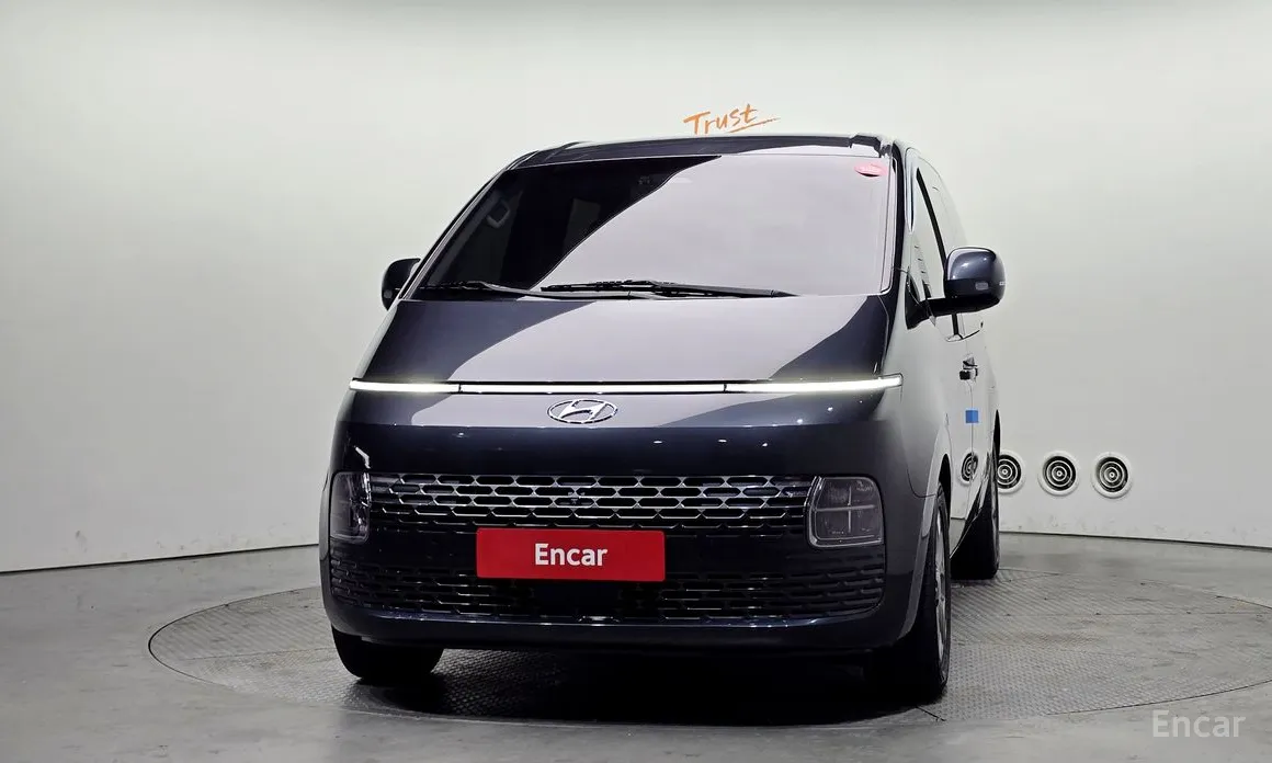 2021 Hyundai Staria