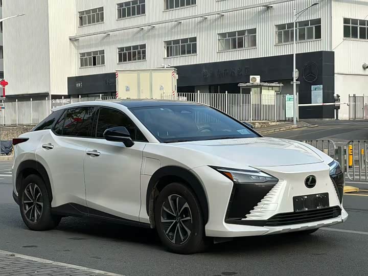 Lexus RZ 2023 2023款 450e 四驱纵享版