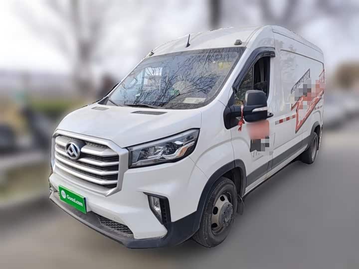 Maxus V90 2024 2024款 智运 2.0T手动后驱加长轴高顶后双胎3座