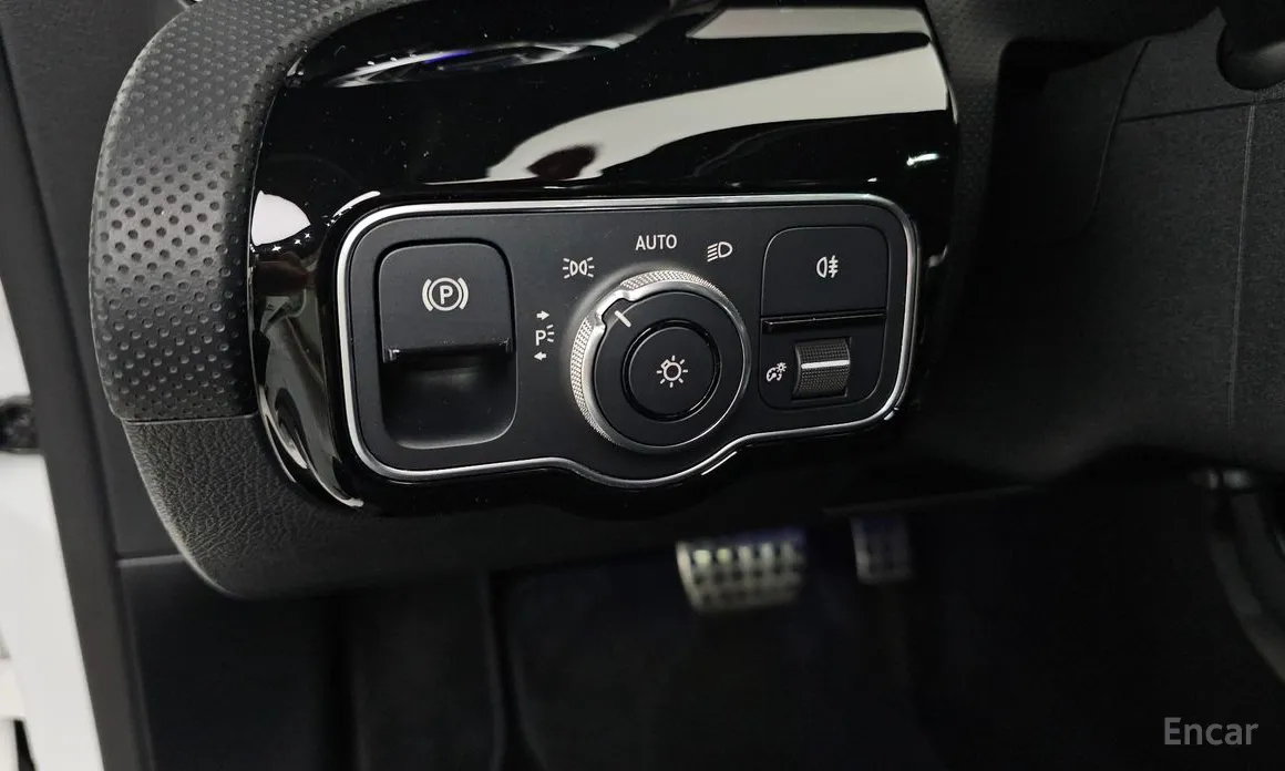 Mercedes-Benz CLA-Class 2020 CLA250 4MATIC