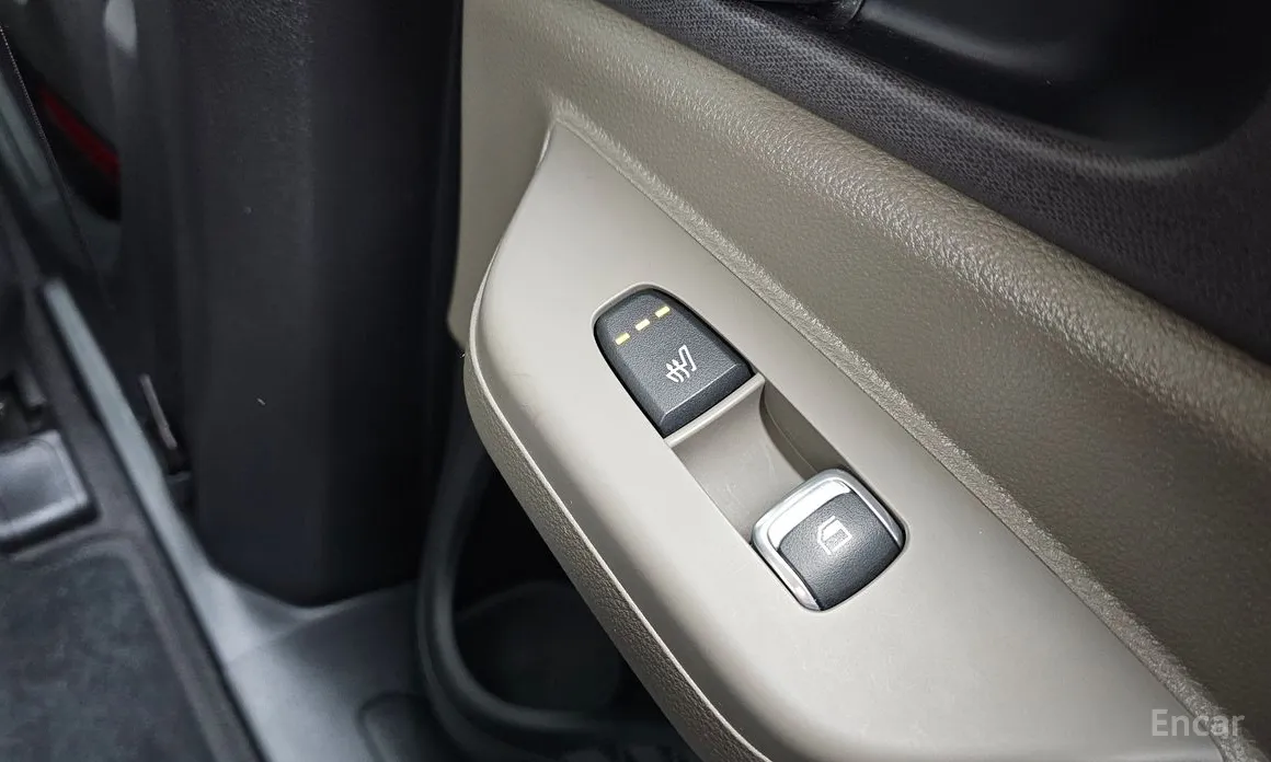 Kia Carnival 2023 9-Seater Prestige