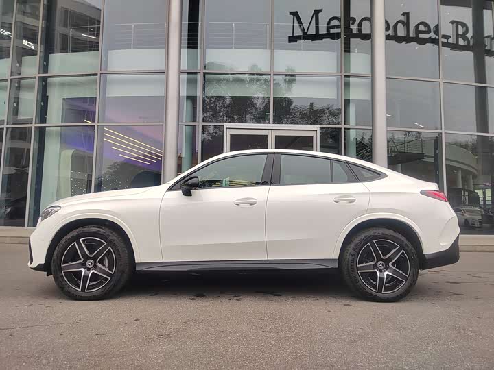 Mercedes-Benz GLC-Class Coupe 2024 2024款 GLC 260 4MATIC 轿跑SUV