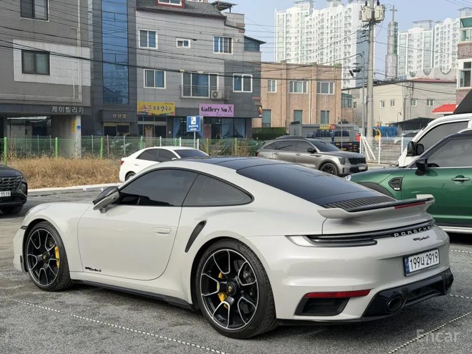 Porsche 911 2019 Turbo S