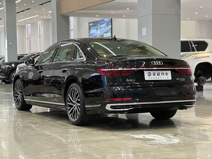 Audi A8 2024 2024款 A8L 55 TFSI quattro 旗舰型