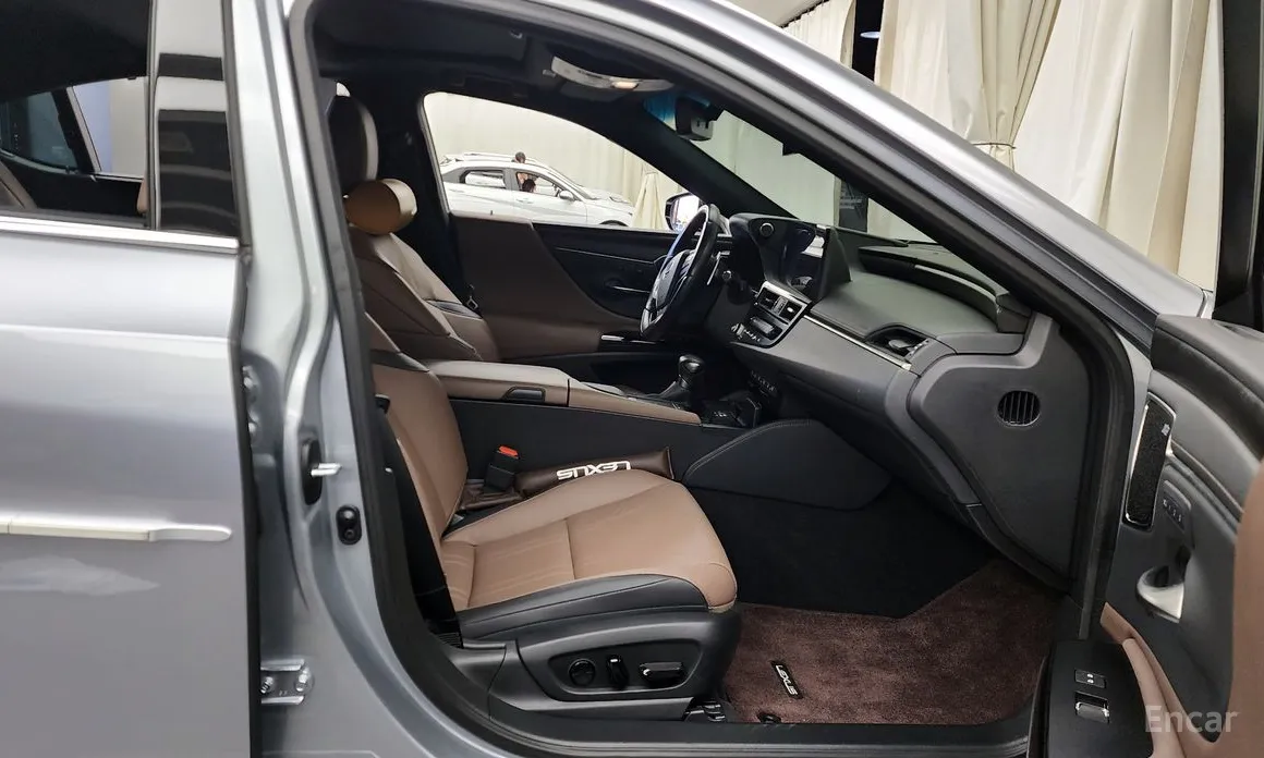 Lexus ES 2018 Executive