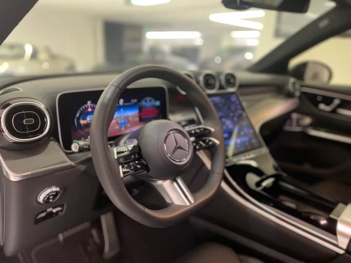 Mercedes-Benz GLC-Class Coupe 2024 2024款 GLC 260 4MATIC 轿跑SUV