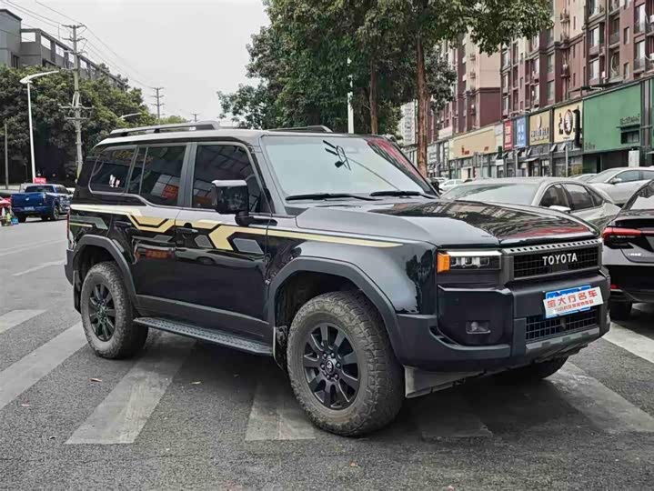 Toyota Prado 2024 2024款 2.4T 悍野WX版 6座