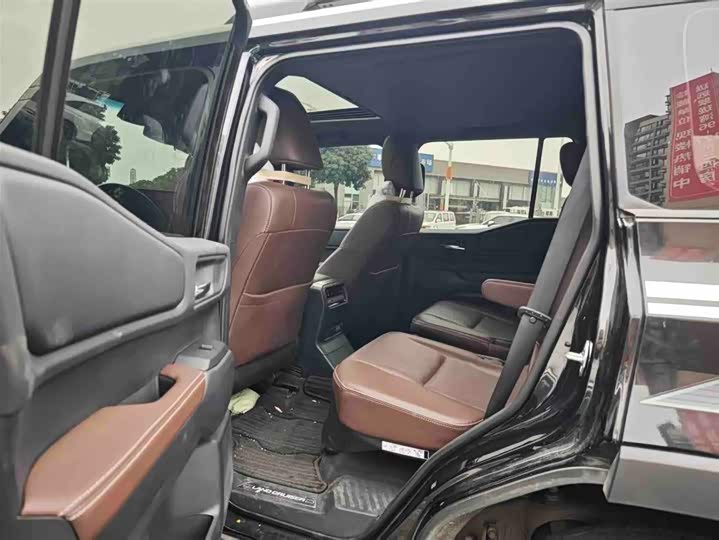 Toyota Prado 2024 2024款 2.4T 悍野WX版 6座