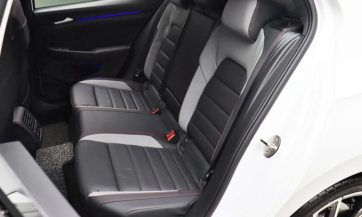 Volkswagen Golf 2022 2.0 GTI