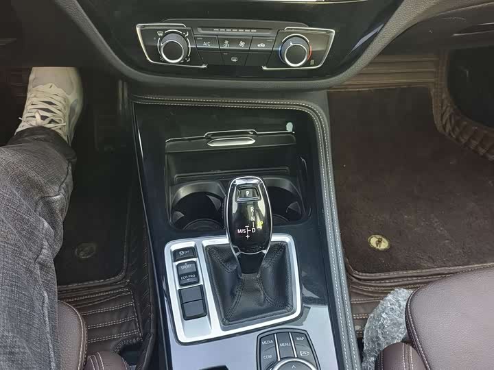 BMW 1 Series 2023 2023款 120i M运动曜夜版