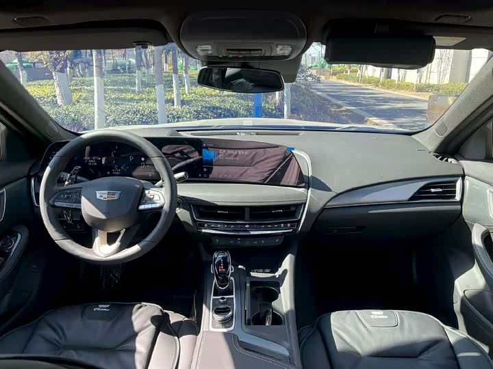 Cadillac CT5 2025 2025款 28T 城市运动版
