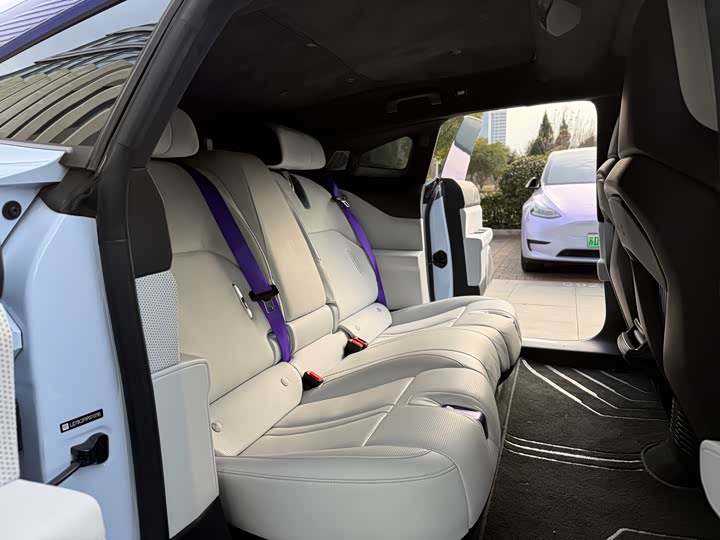 HiPhi Z 2023 2023款 五座版