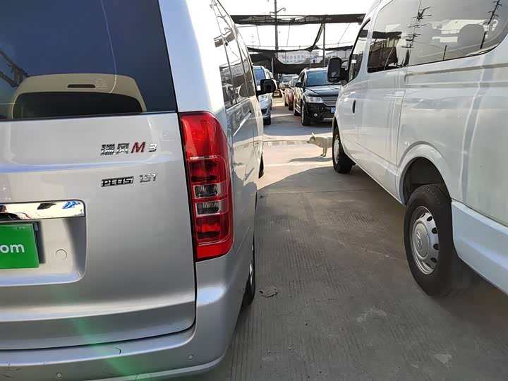 JAC Refine M3 2022 2022款 PLUS 1.5T 7座标准型