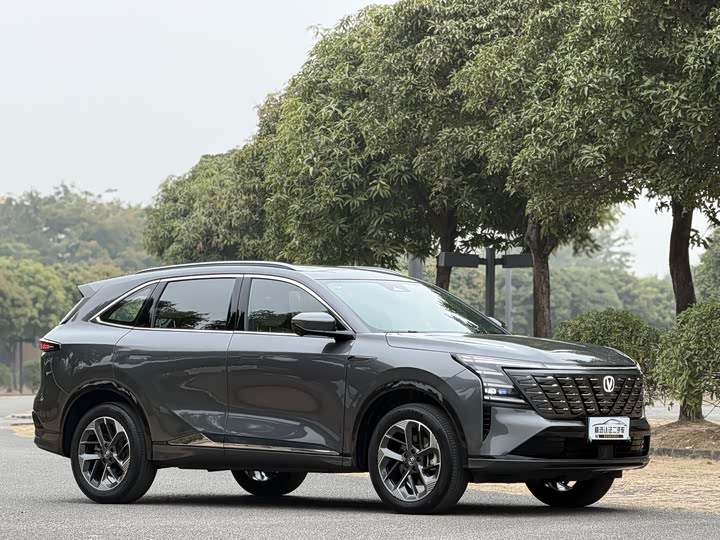 Changan CS75 Plus 2025 2025款 第四代 1.5T 新蓝鲸 智慧尊享型