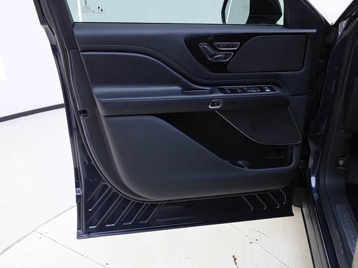 Lincoln Aviator 2023 2023款 3.0T V6 四驱尊享巡航版 六座