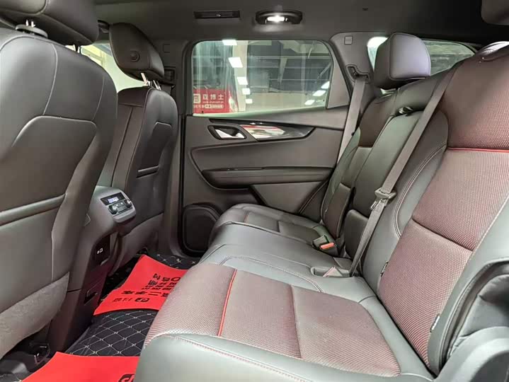 Chevrolet Blazer 2020 2020款 RS 650T 四驱7座 悍版