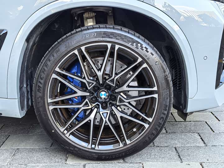 BMW X5 M 2023 2023款 X5 M 雷霆版