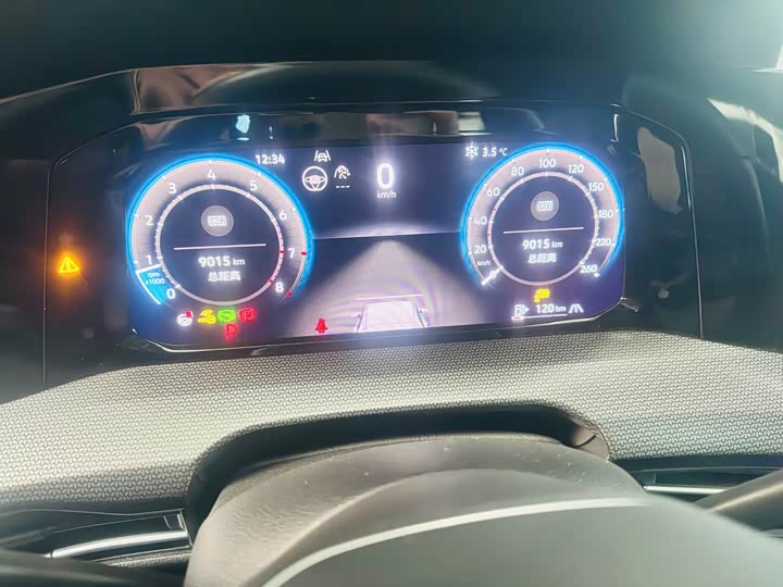 Volkswagen Golf 2025 2025款 300TSI R-Line