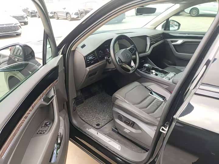 Volkswagen Touareg 2023 2023款 2.0TSI 锐尚版