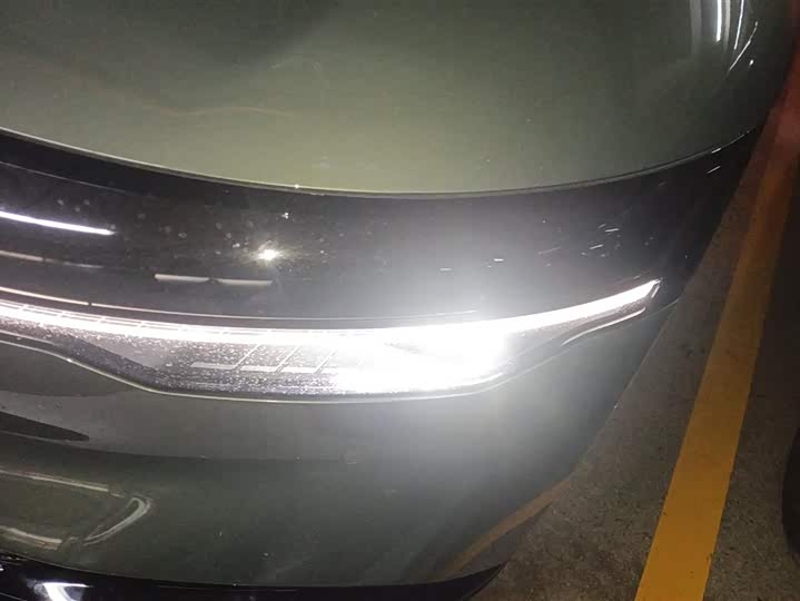 Zeekr 007 2025 2025款 后驱智驾版 75kWh