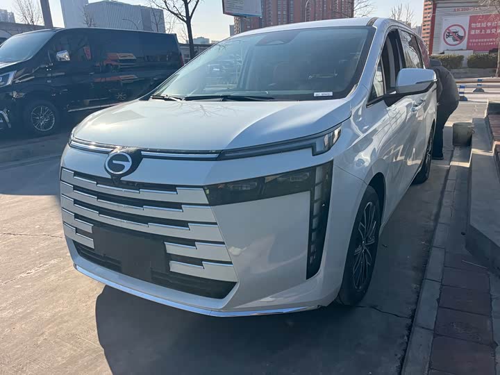 GAC Trumpchi E8 2024 2024款 荣耀系列 2.0L 荣耀版