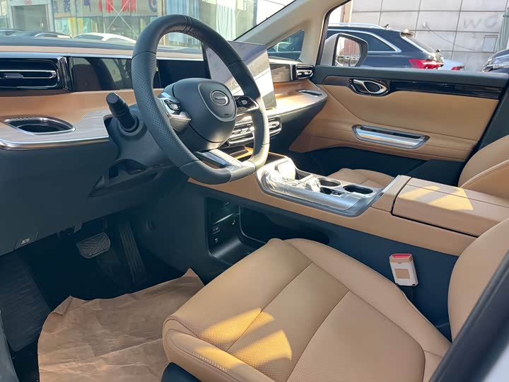 GAC Trumpchi E8 2024 2024款 荣耀系列 2.0L 荣耀版