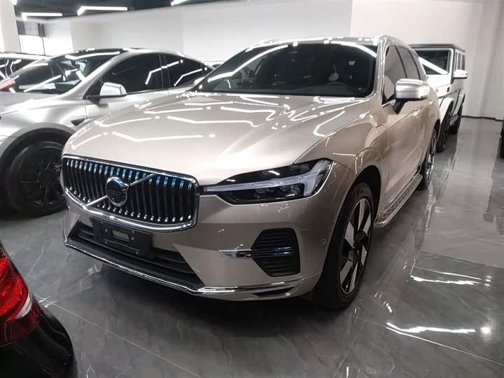 Volvo XC60 Hybrid 2025 2025款 插电式混动 长续航四驱智远豪华版