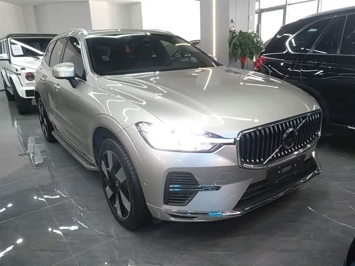 Volvo XC60 Hybrid 2025 2025款 插电式混动 长续航四驱智远豪华版