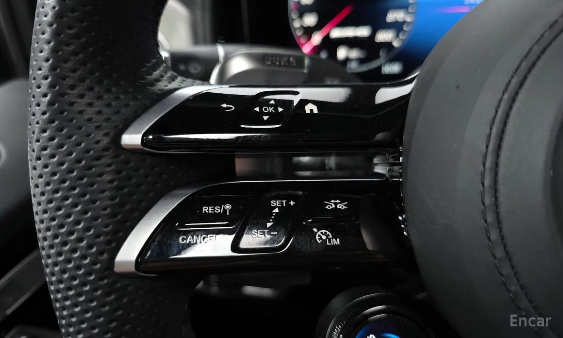 Mercedes-Benz G-Class 2024 AMG G63