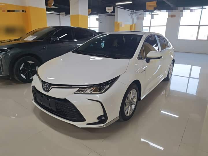 Toyota Corolla 2024 2024款 1.8L 智能电混双擎 精英版