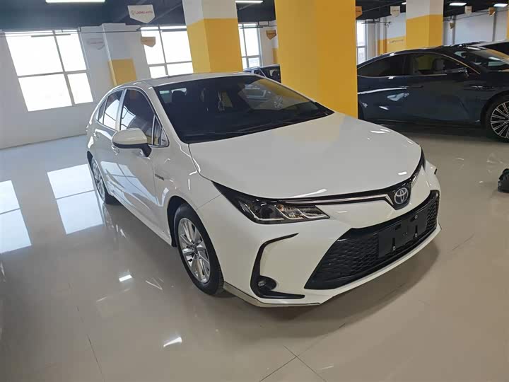 Toyota Corolla 2024 2024款 1.8L 智能电混双擎 精英版