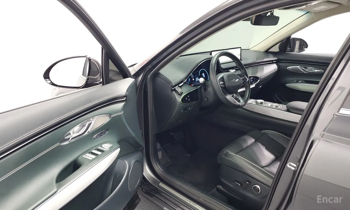 Genesis GV70 2022 e-AWD