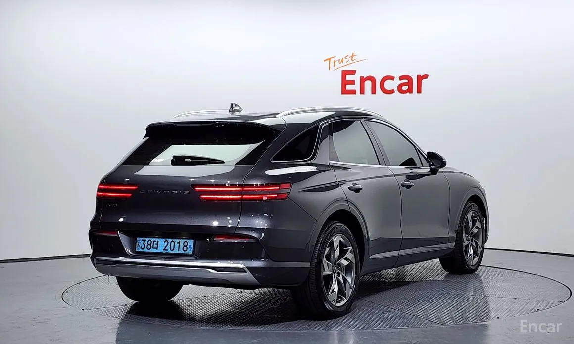 Genesis GV70 2022 e-AWD