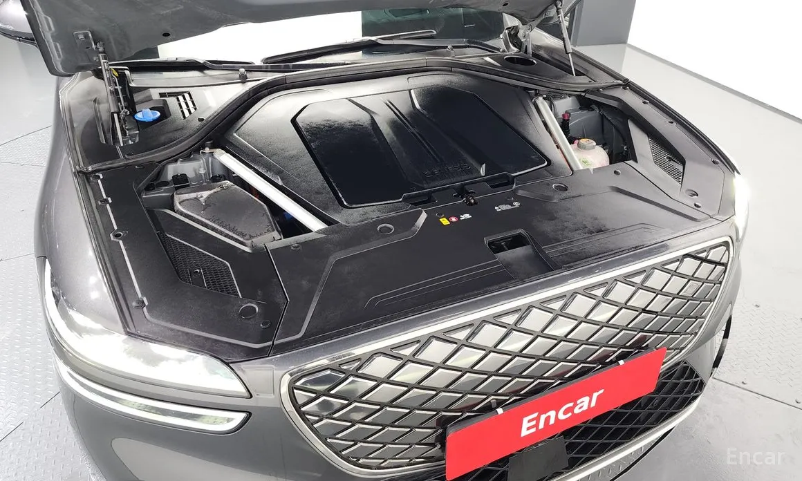Genesis GV70 2022 e-AWD