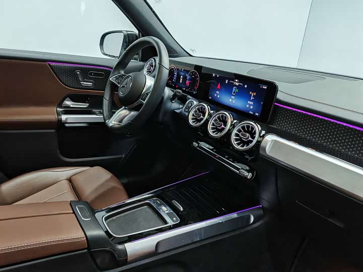 Mercedes-Benz GLB-Class 2025 2025款 GLB 220 时尚型