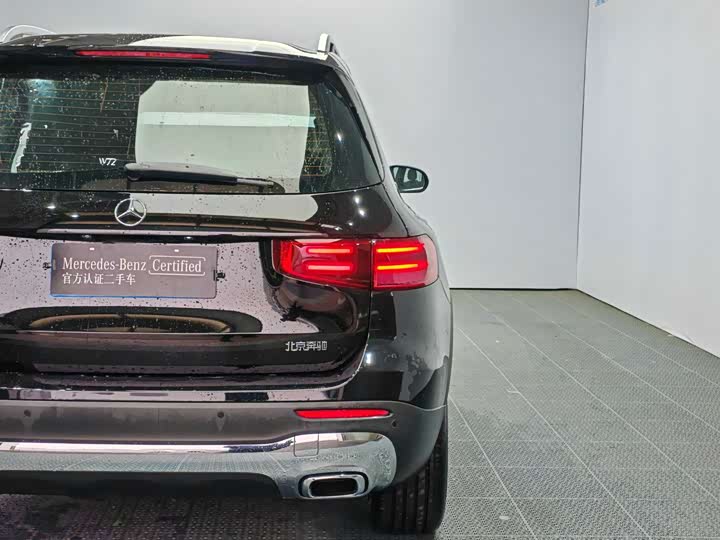 Mercedes-Benz GLB-Class 2025 2025款 GLB 220 时尚型