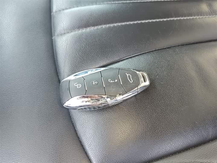 Hongqi HQ9 Hybrid 2024 2024款 2.0T 四驱商务版