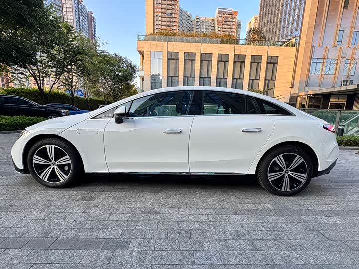 Mercedes-Benz EQE 2025 2025款 500 4MATIC 先锋版